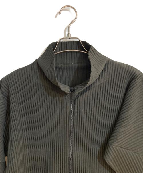 HOMME PLISSE ISSEY MIYAKE（オム プリッセ イッセイ ミヤケ）HOMME PLISSE ISSEY MIYAKE (オム プリッセ イッセイ ミヤケ) BASICS プリーツダブルジップジャケット グレー サイズ:2の古着・服飾アイテム