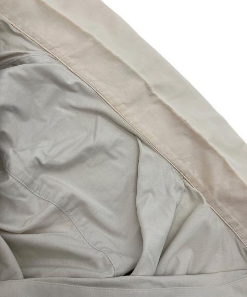 HOMME PLISSE ISSEY MIYAKE（オム プリッセ イッセイ ミヤケ）HOMME PLISSE ISSEY MIYAKE (オム プリッセ イッセイ ミヤケ) 襟切り替えワイドカラーシャツ オフホワイト サイズ:２の古着・服飾アイテム