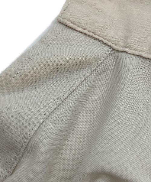 HOMME PLISSE ISSEY MIYAKE（オム プリッセ イッセイ ミヤケ）HOMME PLISSE ISSEY MIYAKE (オム プリッセ イッセイ ミヤケ) 襟切り替えワイドカラーシャツ オフホワイト サイズ:２の古着・服飾アイテム