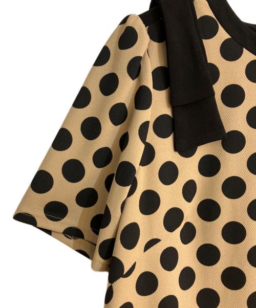 Leilian WHITE LABEL（レリアン ホワイトレーベル）Leilian WHITE LABEL (レリアン ホワイトレーベル) 洗えるきれいめワンピース ベージュ サイズ:9の古着・服飾アイテム