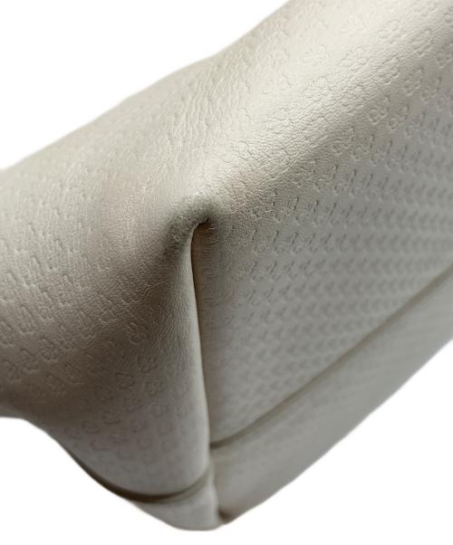 BOTTEGA VENETA（ボッテガベネタ）BOTTEGA VENETA (ボッテガベネタ) トートバッグ アイボリーの古着・服飾アイテム