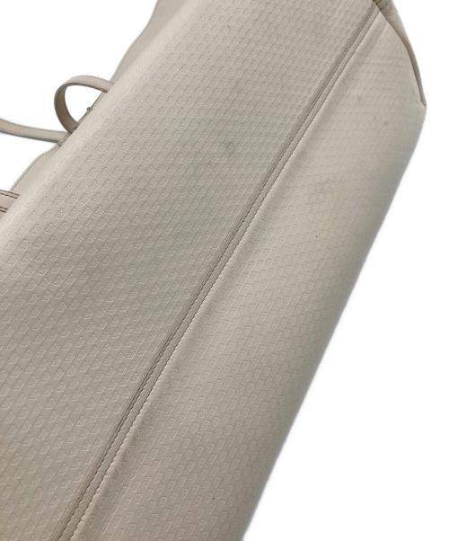 BOTTEGA VENETA（ボッテガベネタ）BOTTEGA VENETA (ボッテガベネタ) トートバッグ アイボリーの古着・服飾アイテム