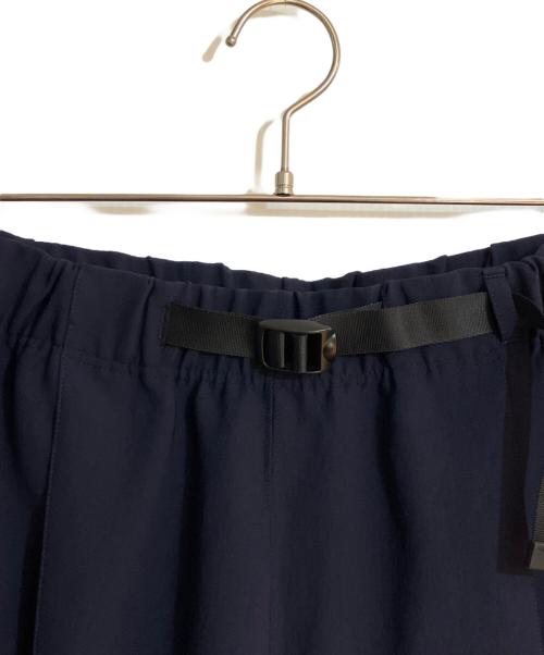UNITED ARROWS（ユナイテッドアローズ）UNITED ARROWS (ユナイテッドアローズ) SONS by DAISUKE OBANA (サンズト尾花大輔) BELT CR1P PANTS ネイビー サイズ:Ｌの古着・服飾アイテム