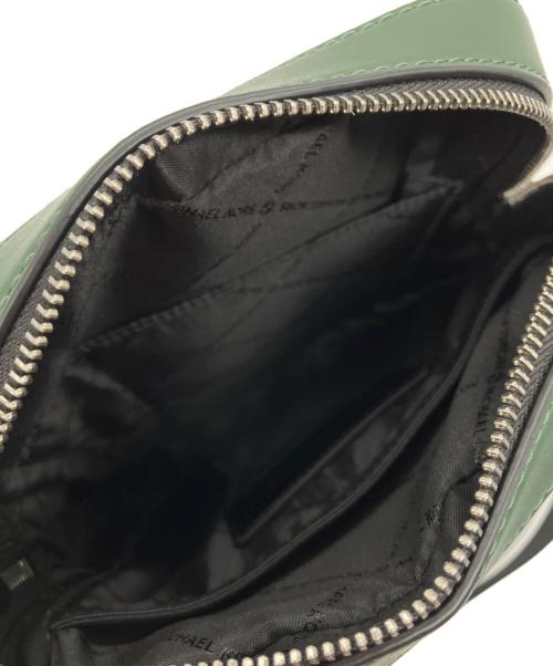 MICHAEL KORS（マイケルコース）MICHAEL KORS (マイケルコース) COOPER エンボス ペブルレザー フライトバッグ グリーン 未使用品の古着・服飾アイテム