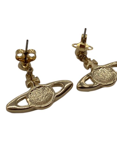 Vivienne Westwood（ヴィヴィアンウエストウッド）Vivienne Westwood (ヴィヴィアンウエストウッド) ミニバスレリーフドロップピアス ゴールドの古着・服飾アイテム