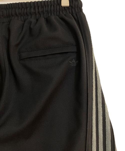 adidas Originals（アディダスオリジナル）adidas originals (アディダスオリジナル) Song for the Mute (ソングフォーザミュート) 異素材切替トラックパンツ ブラック サイズ:Ｌの古着・服飾アイテム