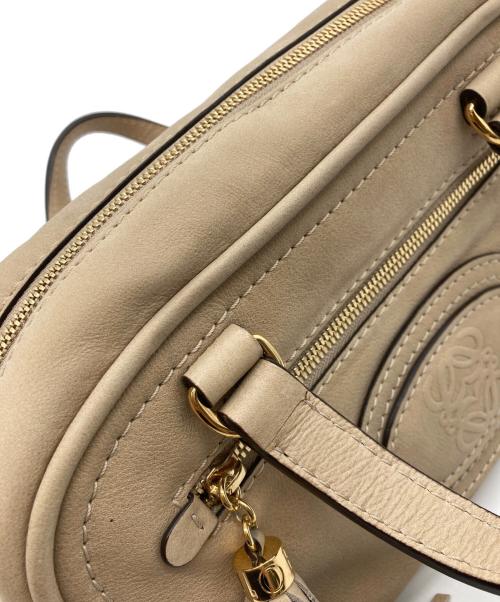 LOEWE（ロエベ）LOEWE (ロエベ) アナグラム タッセル ミニボストンハンドバッグ ベージュの古着・服飾アイテム