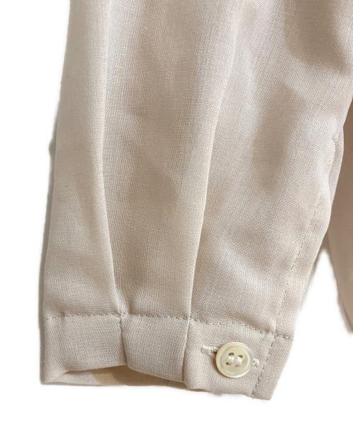 MURRAL（ミューラル）MURRAL (ミューラル) Float hood shirt/フロート・フード・シャツ ベージュ サイズ:FREEの古着・服飾アイテム