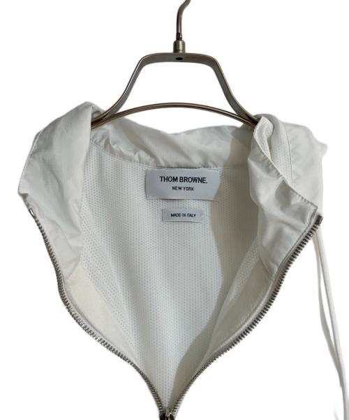 Thom Browne（トムブラウン）Thom Browne (トムブラウン) ナイロンフーデットジャケット ホワイト サイズ:1の古着・服飾アイテム