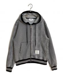 Thom Browne（トムブラウン）の古着「千鳥格子柄4-BARジップパーカー」｜ホワイト