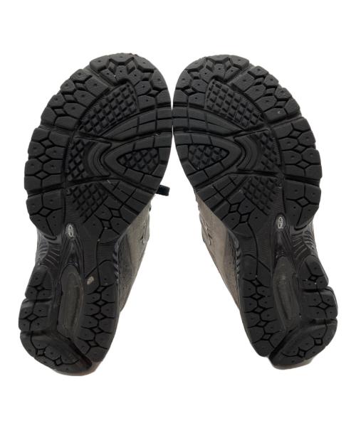 NEW BALANCE（ニューバランス）NEW BALANCE (ニューバランス) U2002RM ブラック×ベージュ サイズ:23の古着・服飾アイテム