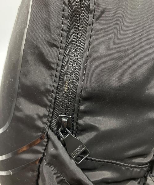 DIESEL（ディーゼル）DIESEL (ディーゼル) Drape Sling Bag/ドレープスリングバッグ ブラックの古着・服飾アイテム