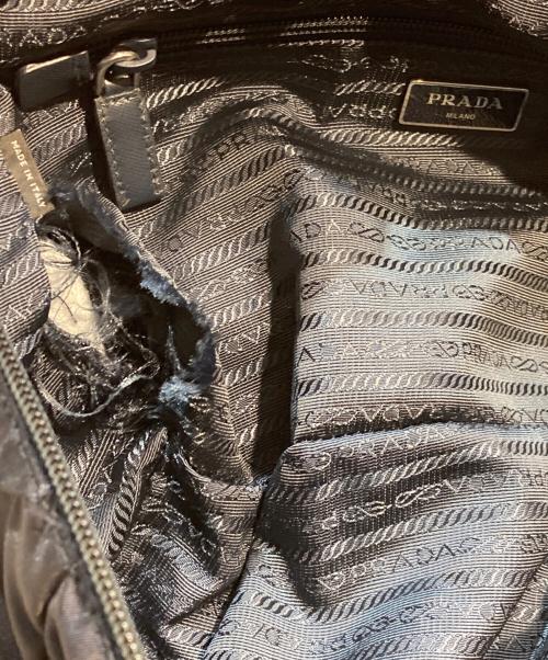 PRADA（プラダ）PRADA (プラダ) メッセンジャーバッグ ネイビーの古着・服飾アイテム