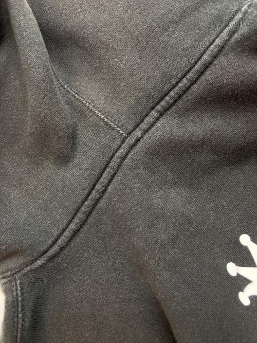 stussy（ステューシー）stussy (ステューシー) シャドーマンプリントプルオーバーパーカー ブラック サイズ:XLの古着・服飾アイテム