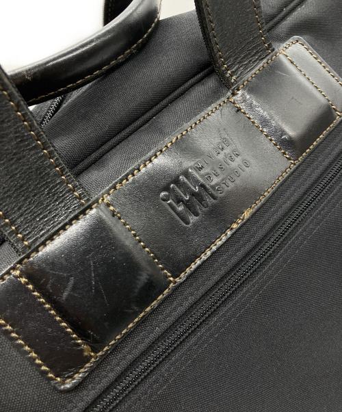 MIYAKE DESIGN STUDIO（ミヤケ デザイン スタジオ）MIYAKE DESIGN STUDIO (ミヤケ デザイン スタジオ) ボストンバッグ ブラックの古着・服飾アイテム