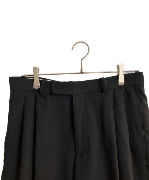 MARKAWARE（マーカウェア）MARKAWARE (マーカウェア) DOUBLE PLEATED TROUSERS/ダブル プリーツ トラウザーズ ブラック サイズ:2の古着・服飾アイテム