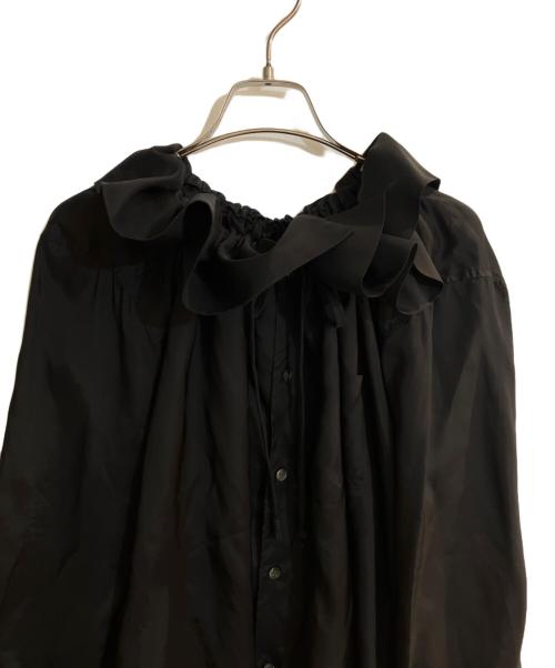 COMME des GARCONS COMME des GARCONS（コムデギャルソン コムデギャルソン）COMME des GARCONS COMME des GARCONS (コムデギャルソン コムデギャルソン) 23ss  襟ラッフルギャザー長袖ブラウス ブラック サイズ:Sの古着・服飾アイテム
