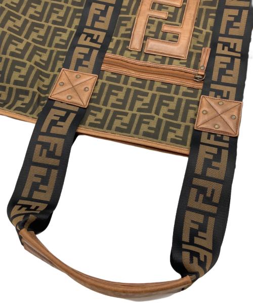 FENDI（フェンディ）FENDI (フェンディ) ズッカ柄ハンドバッグ ブラウンの古着・服飾アイテム