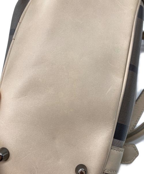 BURBERRY（バーバリー）BURBERRY (バーバリー) Northfield Trench Tote Bag/ノースフィールド トレンチ トート バッグ ベージュの古着・服飾アイテム