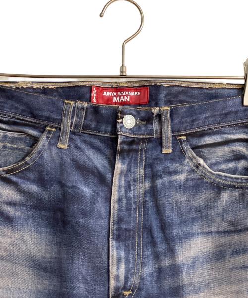 LEVI'S（リーバイス）LEVI'S (リーバイス) eYe JUNYA WATANABE MAN (アイ ジュンヤワタナベマン) BerBerJin (ベンベルジン) 607E ブーツカット デニム転写パンツ ブルー サイズ:Mの古着・服飾アイテム