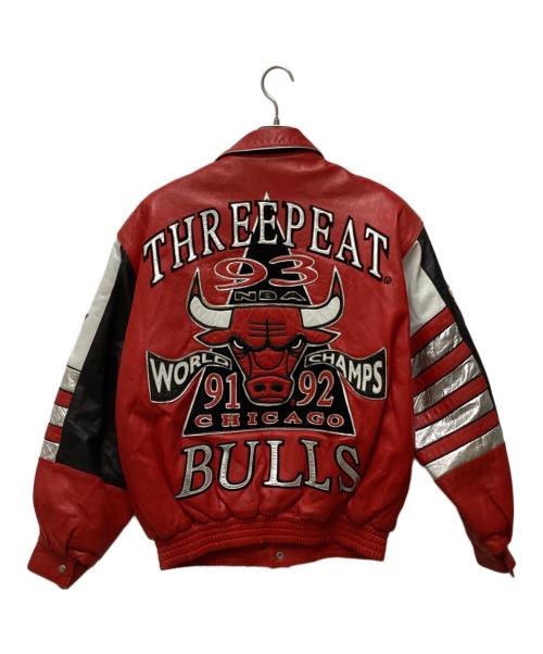 JEFF HAMILTON（ジェフハミルトン）JEFF HAMILTON (ジェフハミルトン) CHICAGO BULLS 3PEAT JACKET レッド サイズ:Mの古着・服飾アイテム