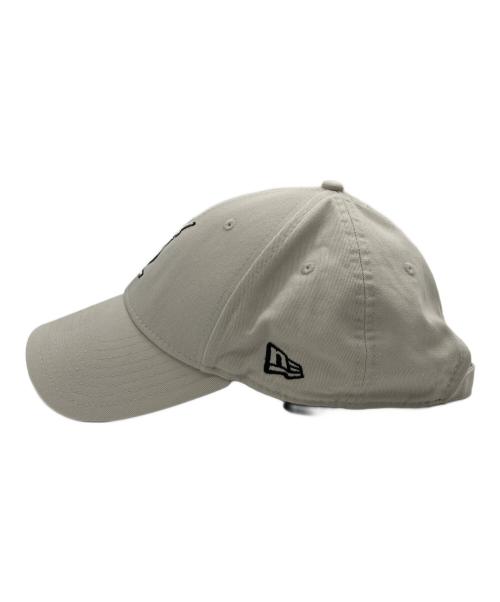 New Era（ニューエラ）New Era (ニューエラ) Yves Saint Laurent (イヴサンローラン) YSL モノグラム キャップ グレーの古着・服飾アイテム