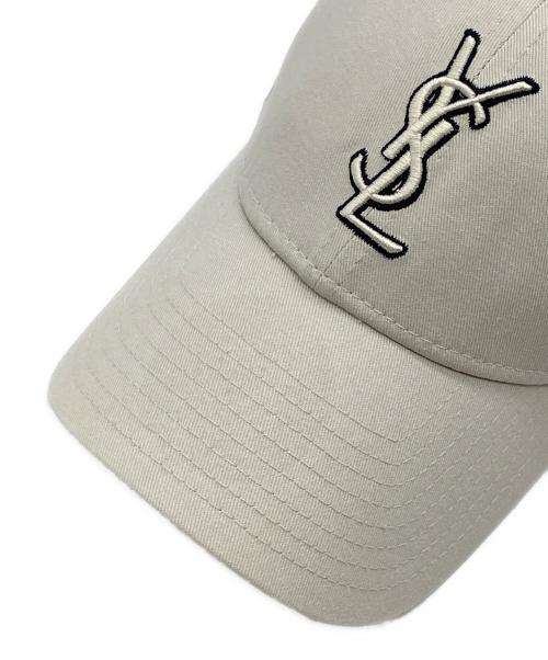 New Era（ニューエラ）New Era (ニューエラ) Yves Saint Laurent (イヴサンローラン) YSL モノグラム キャップ グレーの古着・服飾アイテム