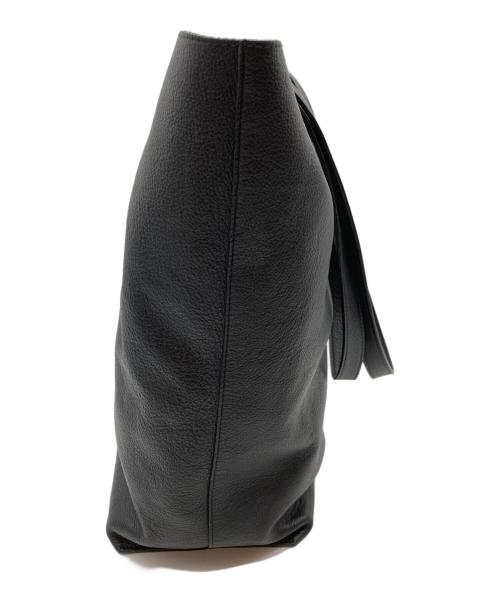 A.P.C.（アーペーセー）A.P.C. (アーペーセー) MAIKOショッピングトートバッグ ブラックの古着・服飾アイテム
