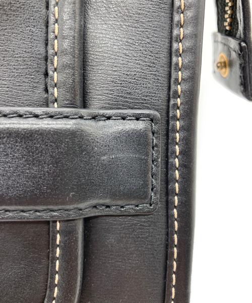 MARC JACOBS（マークジェイコブス）MARC JACOBS (マークジェイコブス) レザーショルダーバッグ ブラックの古着・服飾アイテム