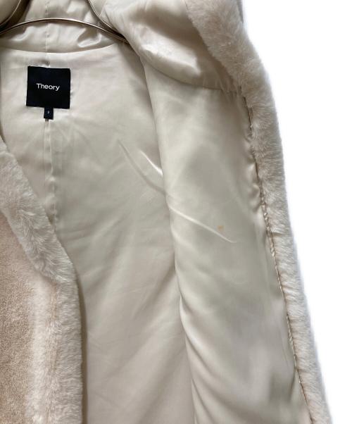 theory（セオリー）theory (セオリー) mariz 2 synthetic fur/マリーズ ツー シンセティック ファー アイボリー サイズ:Mの古着・服飾アイテム