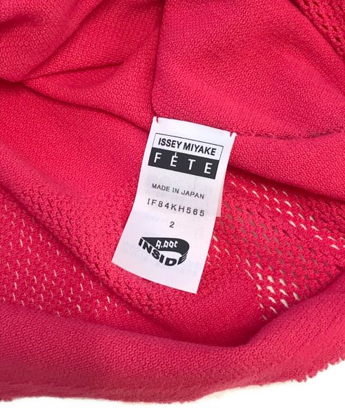 ISSEY MIYAKE FETE（イッセイミヤケフェット）ISSEY MIYAKE FETE (イッセイミヤケフェット) 半袖ニット ショッキングピンク サイズ:Mの古着・服飾アイテム