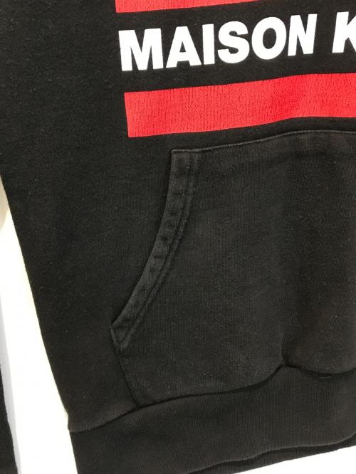 maison kitsune（メゾンキツネ）maison kitsune (メゾンキツネ) プリントパーカー ブラック サイズ:Sの古着・服飾アイテム