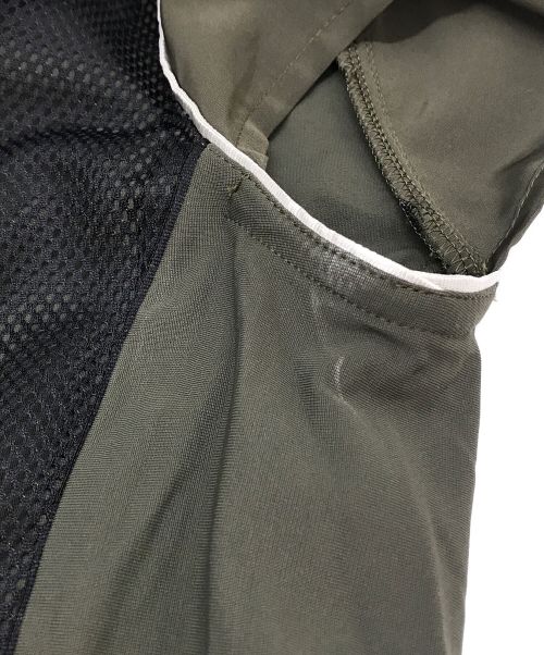 A + TOKYO（エープラス トウキョウ）A + TOKYO (エープラス トウキョウ) カラビナデザインワンピ オリーブ サイズ:1の古着・服飾アイテム