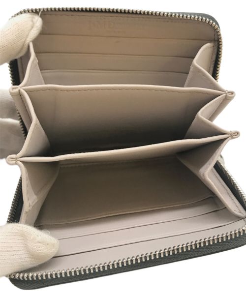 J&M DAVIDSON（ジェイ＆エム デヴィッドソン）J&M DAVIDSON (ジェイ＆エム デヴィッドソン) ラウンドジップミニウォレット グレーの古着・服飾アイテム