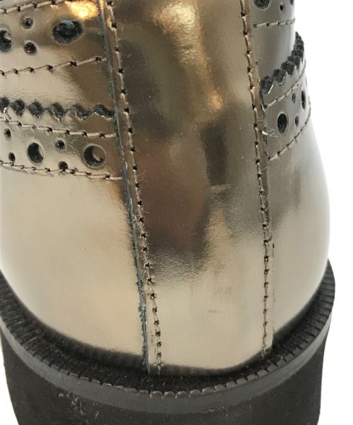 FABIO RUSCONI（ファビオルスコーニ）FABIO RUSCONI (ファビオルスコーニ) ウィングチップメタリックレザーシューズ　F81637　 シルバー サイズ:37の古着・服飾アイテム