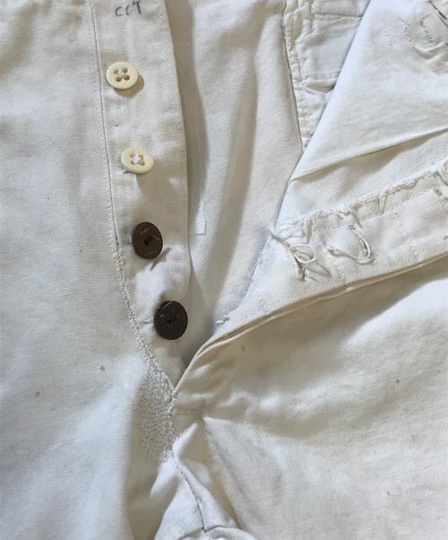 VINTAGE MILITARY（ヴィンテージ ミリタリー）VINTAGE MILITARY (ヴィンテージ ミリタリー) U.S.Naval Academy コットントラウザー ベージュ サイズ:表記なしの古着・服飾アイテム