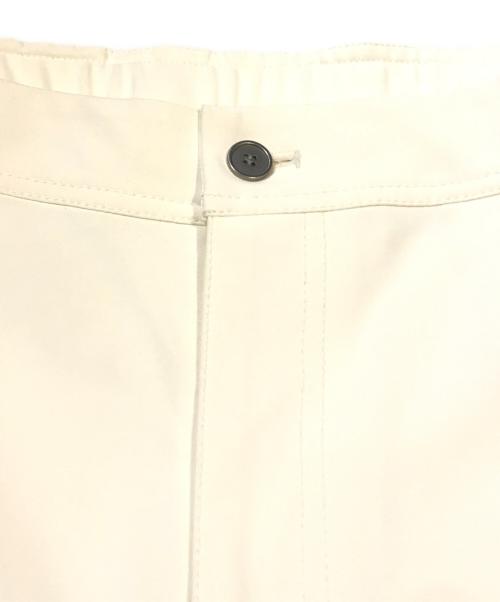 TRUNK HIROKO KOSHINO（トランク ヒロコ コシノ）TRUNK HIROKO KOSHINO (トランク ヒロコ コシノ) サイドポケット高機能シルエットパンツ ホワイト サイズ:36の古着・服飾アイテム