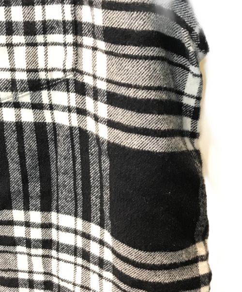 SUPREME（シュプリーム）Supreme (シュプリーム) ネルシャツ ホワイト×ブラック サイズ:Mの古着・服飾アイテム