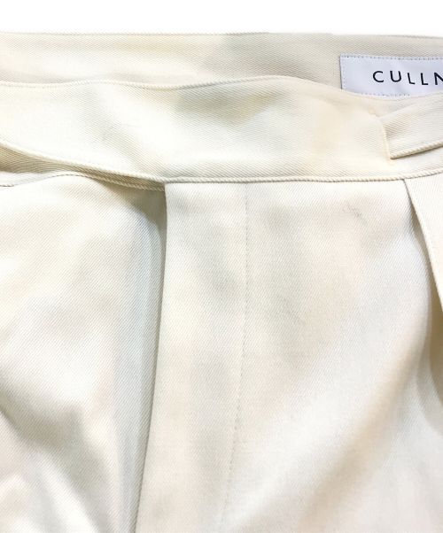 CULLNI（クルニ）CULLNI (クルニ) Wool Chino Wide 1-Tuck Gurkha Pants 22-AW-004B ベージュ サイズ:2の古着・服飾アイテム