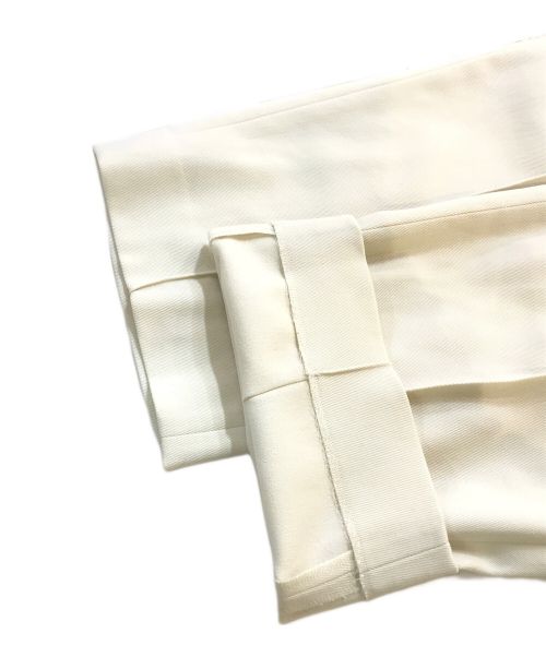 CULLNI（クルニ）CULLNI (クルニ) Wool Chino Wide 1-Tuck Gurkha Pants 22-AW-004B ベージュ サイズ:2の古着・服飾アイテム