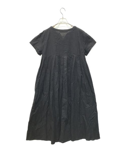 RAY BEAMS（レイ ビームス）RAY BEAMS (レイ ビームス) 麻混 バックタック キーネック ワンピース　61260801199 ブラック サイズ:表記無しの古着・服飾アイテム