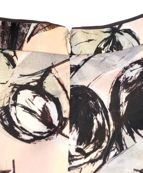 ANAYI（アナイ）ANAYI (アナイ) ドローイングフラワープリントフレアスカート　102417-11-150-13-360 ピンク サイズ:36の古着・服飾アイテム