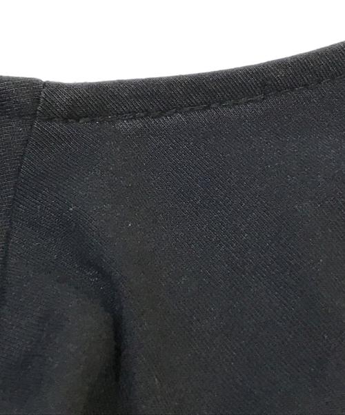 BEARDSLEY（ビアズリー）BEARDSLEY (ビアズリー) シルク刺繍カットソー　BA16Q0060140100 ブラック サイズ:Fの古着・服飾アイテム