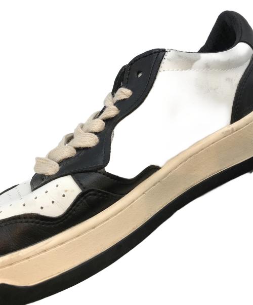 AUTRY（オートリ―）AUTRY (オートリ―) MEDALIST LOW LEATHER/LEATHER BICOLOR UP ホワイト×ブラック サイズ:42の古着・服飾アイテム