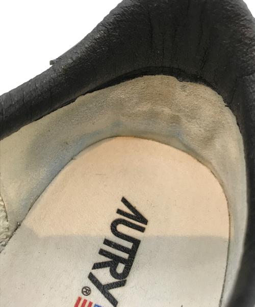 AUTRY（オートリ―）AUTRY (オートリ―) MEDALIST LOW LEATHER/LEATHER BICOLOR UP ホワイト×ブラック サイズ:42の古着・服飾アイテム