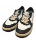 AUTRY（オートリ―）の古着「MEDALIST LOW LEATHER/LEATHER BICOLOR UP」｜ホワイト×ブラック