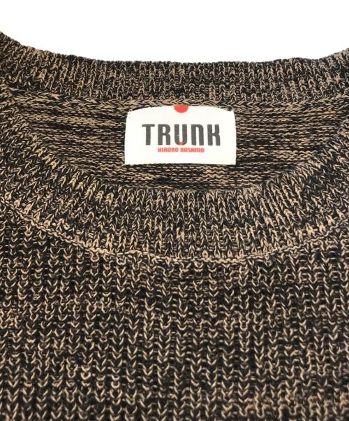 TRUNK HIROKO KOSHINO（トランク ヒロコ コシノ）TRUNK HIROKO KOSHINO (トランク ヒロコ コシノ) ノースリーブニットプルオーバー/洗える　RSFJW10330 ブラウン サイズ:40 未使用品の古着・服飾アイテム