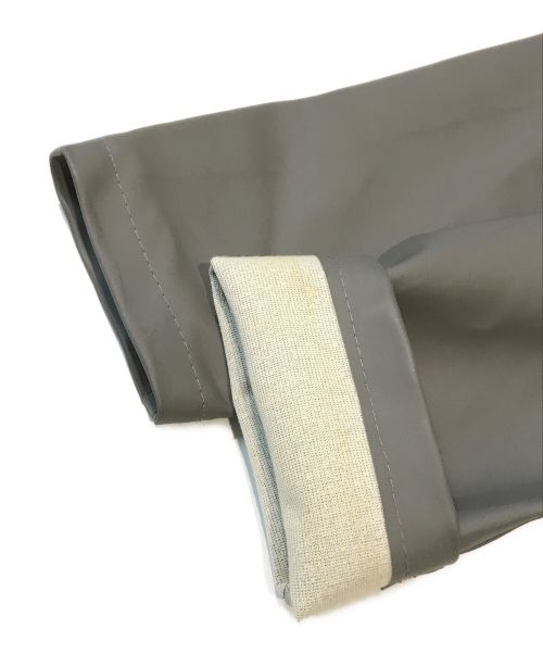 STUTTERHEIM（ストゥッテルハイム）STUTTERHEIM (ストゥッテルハイム) レインコート グレー サイズ:表記無しの古着・服飾アイテム