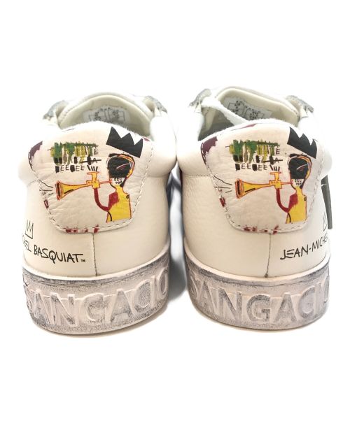 via SANGACIO（ヴィア・サンガチオ）via SANGACIO (ヴィア・サンガチオ) JEAN-MICHEL BASQUIAT (ジャン ミシェル バスキア) スニーカー ホワイト サイズ:26の古着・服飾アイテム