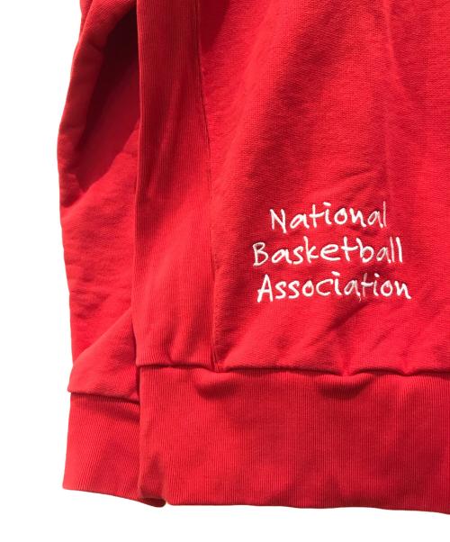 LOWRYS FARM（ローリーズファーム）LOWRYS FARM (ローリーズファーム) NBA (エヌビーエー) ＮＢＡ／ＢＩＧウラケプルオーバー レッド サイズ:Fの古着・服飾アイテム